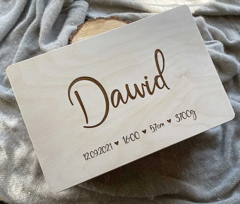 Pudełko drewniane z grawerem – personalizowany prezent na każdą okazję