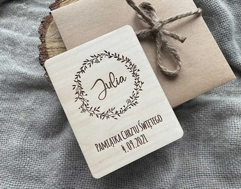 Tabliczka na Chrzest ze zdjęciem i grawerem – personalizowana pamiątka