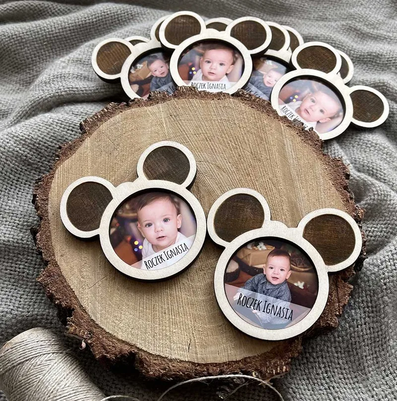 Metryczka ze zdjęciem dziecka – personalizowana pamiątka