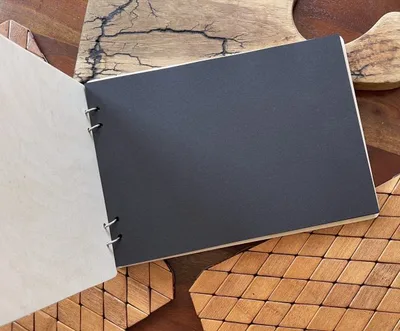 Album wspomnień na Roczek ze zdjęciem dziecka – personalizowana pamiątka