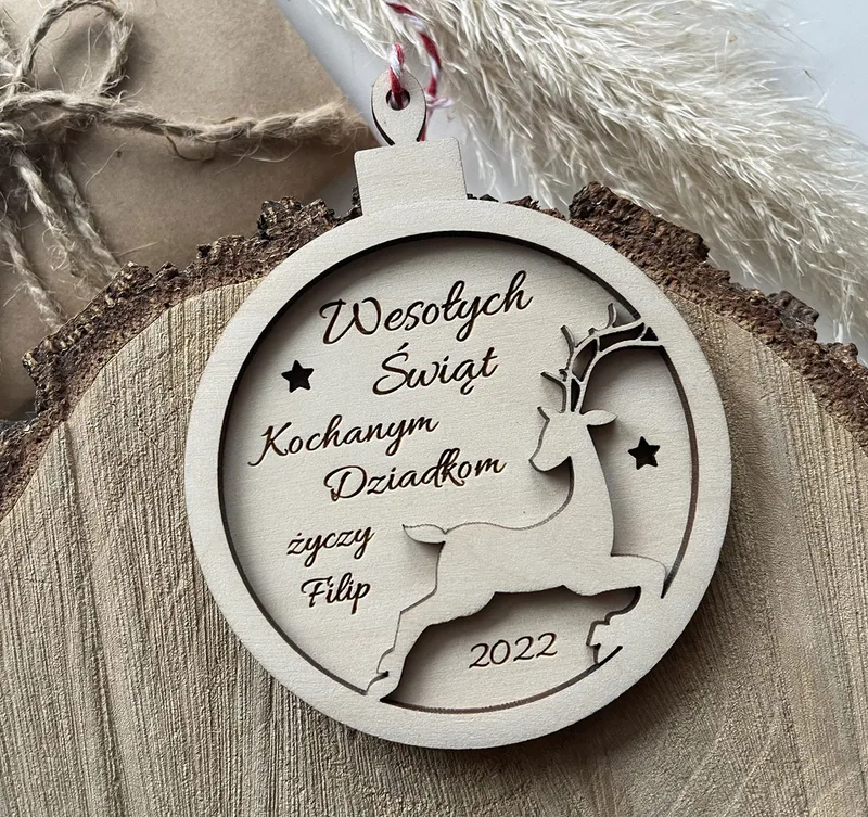 Bombka 3D Renifer z personalizacją – elegancka ozdoba choinkowa gotowa do wręczenia
