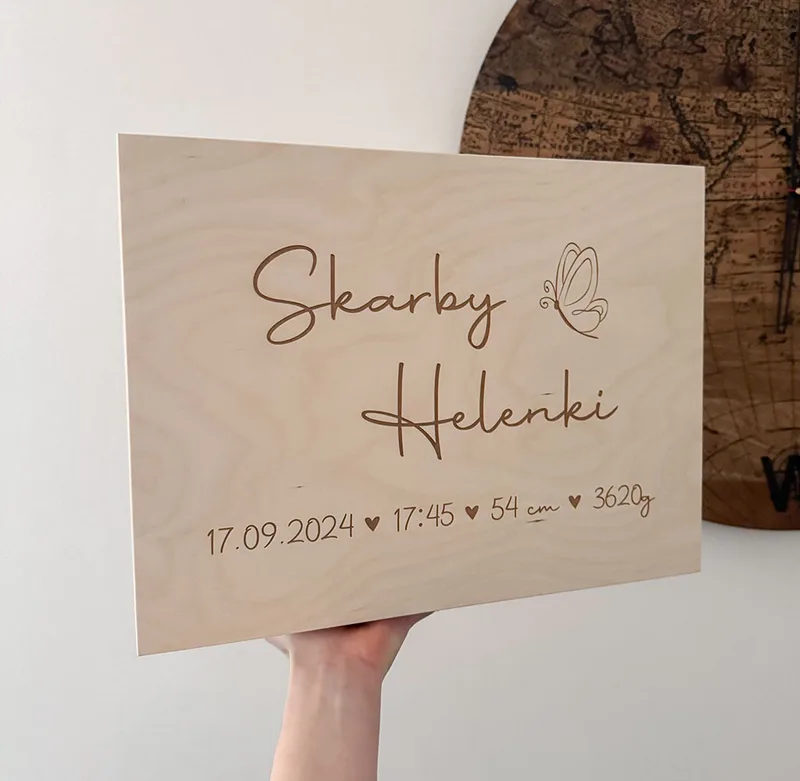 Duże pudełko Motylek z personalizacją – wyjątkowy prezent dla dziecka