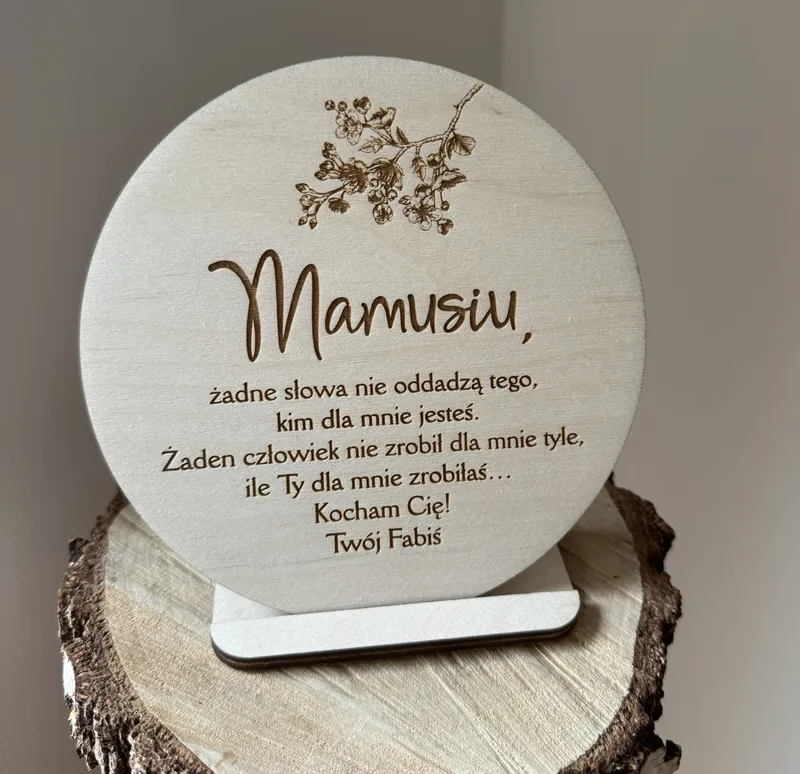Ramka dla Mamy z dowolnym napisem – personalizowany prezent na Dzień Mamy