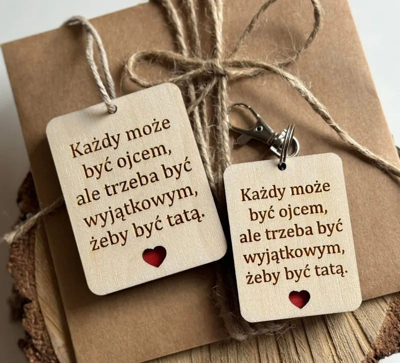Brelok lub zawieszka dla Taty z dowolnym grawerem – personalizowany prezent