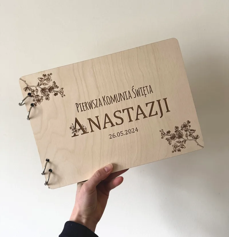 Album komunijny A4 na zdjęcia – personalizowany