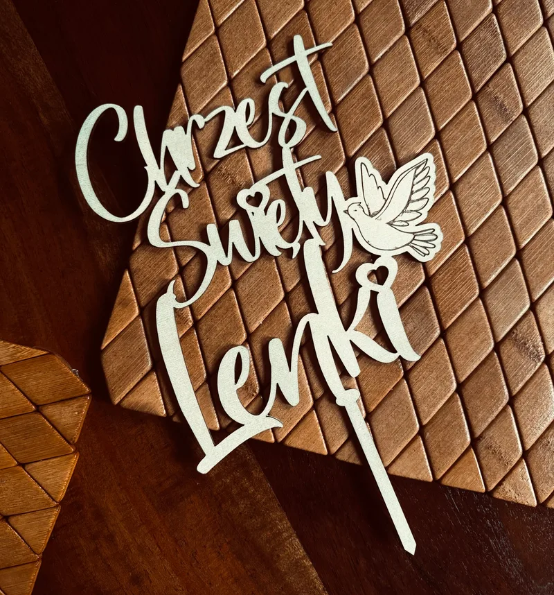 Topper na tort z gołębiem na Chrzest – personalizowana dekoracja